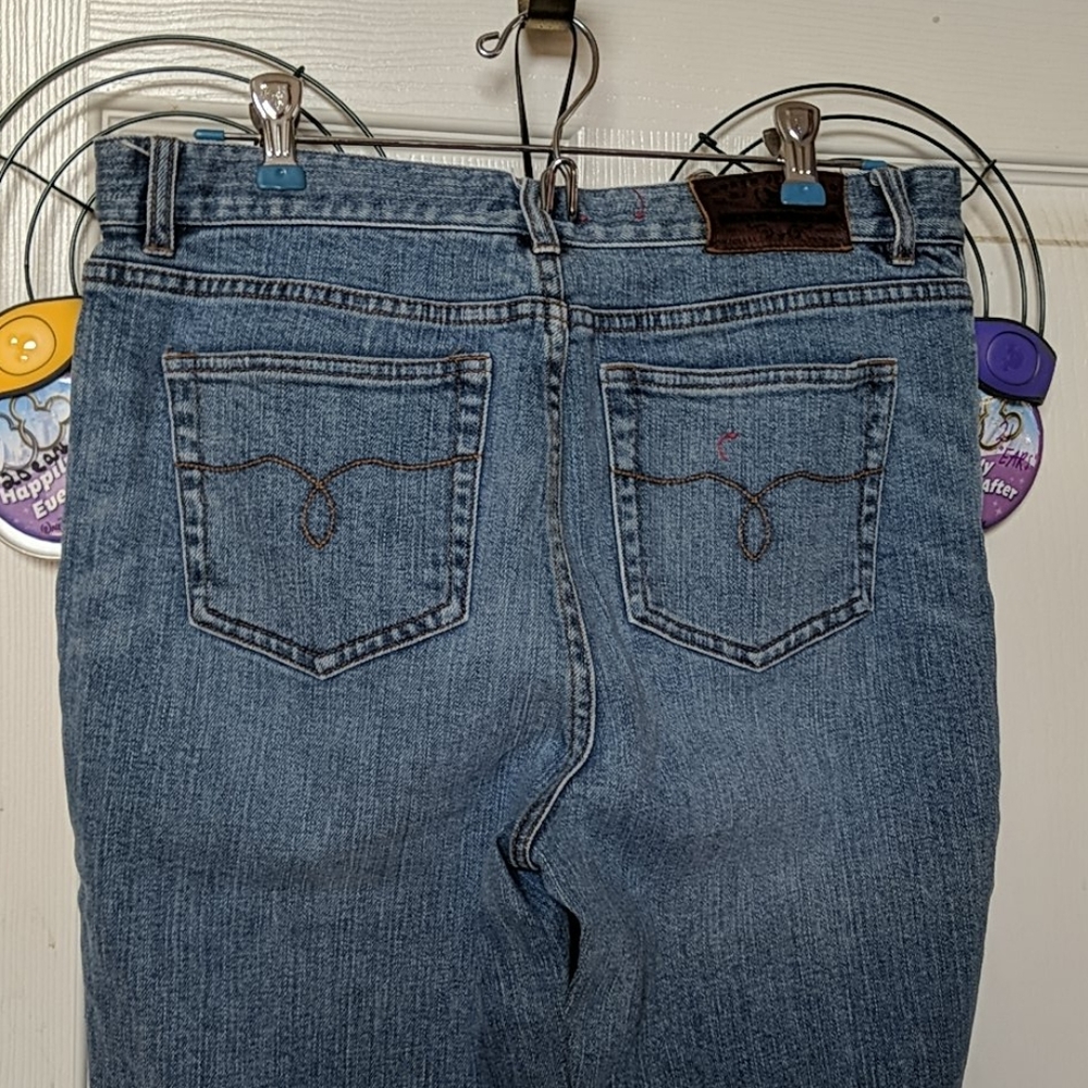 Distressed capris - Picture 2 of 3